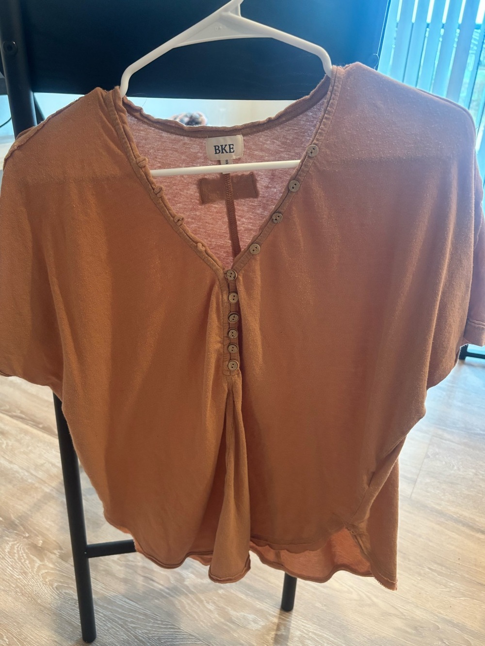 Buckle Top
